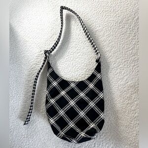 BAGGU mixed plaid sling bag